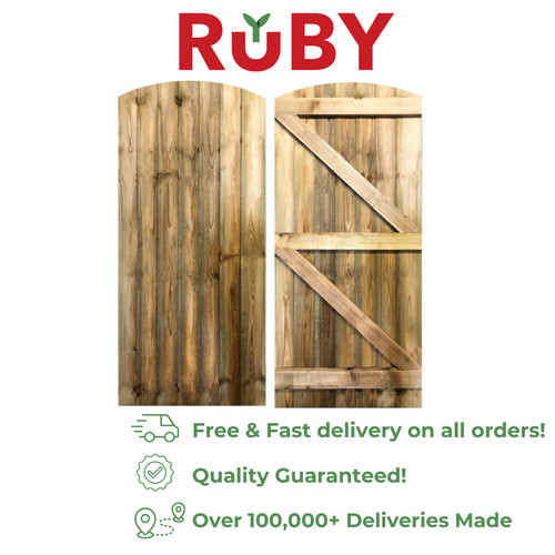 Curved featheredge side gate - featheredge,