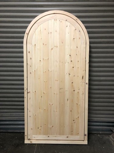 Wooden gate curved - wooden, top