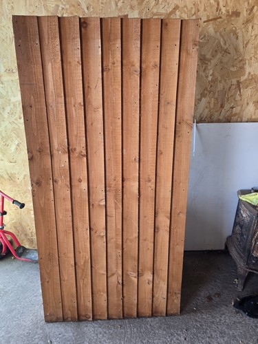 Wood gate heavy - duty, feather