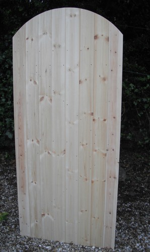 Wooden garden side gate - side, ledge