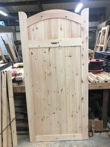 Wooden gate pedestrian - wooden,