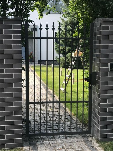 Metal gate pedestrian - gate,